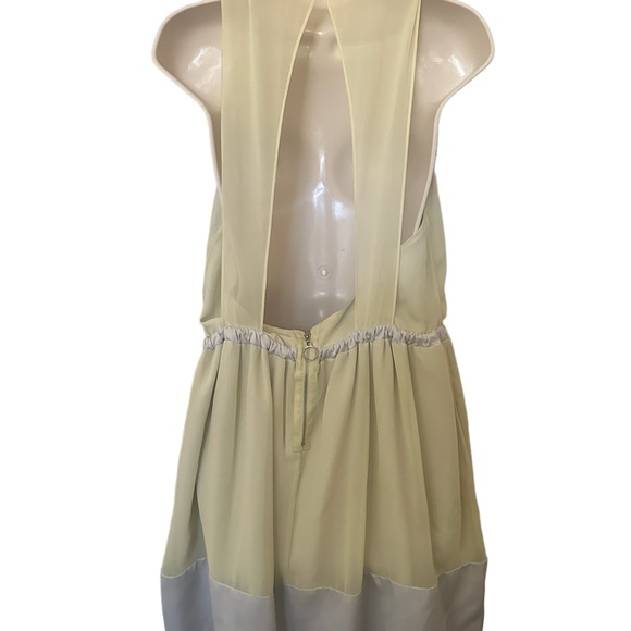 BCBGeneration Light Yellow color block Dress Sz 10 - Picture 3 of 7